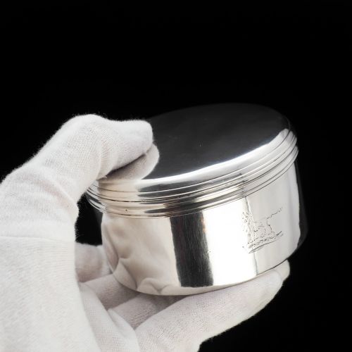 fig 2. A Heavy Solid Silver Georgian Circular Box - John Hutson 1785
