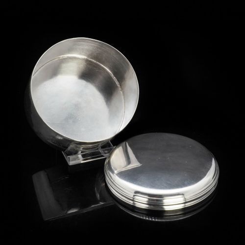 fig 5. A Heavy Solid Silver Georgian Circular Box - John Hutson 1785