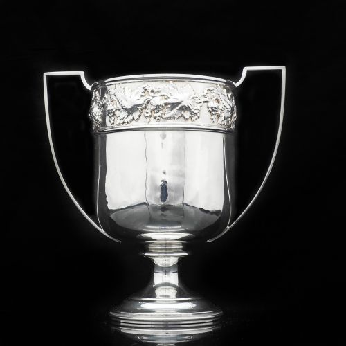 A Superb Antique Solid Silver Two-handled Cup/trophy with Grape Vines - Martin Hall & Co 1908