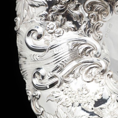 fig 5. An Ornate Victorian Solid Silver Chased Dish - Goldsmiths & Silversmiths Co 1896