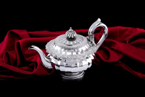 fig 9. Antique Georgian Solid Silver Teapot Fluted Design by John Bridge (Rundell, Bridge & Rundell) 1827 - Top Maker