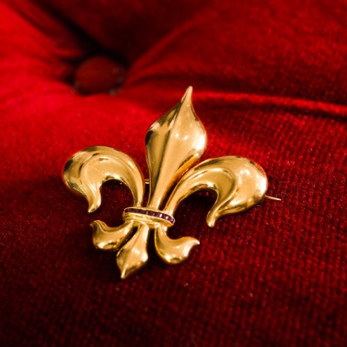 fig 1. Antique Victorian Large 18K Gold & Ruby Fleur De Lis Brooch - c.1900