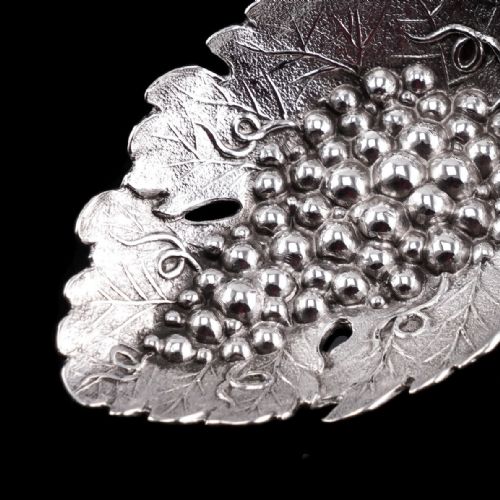fig 1. Antique Georgian Solid Silver Tea Caddy Spoon Vine Leaf Design - Joseph Willmore 1814