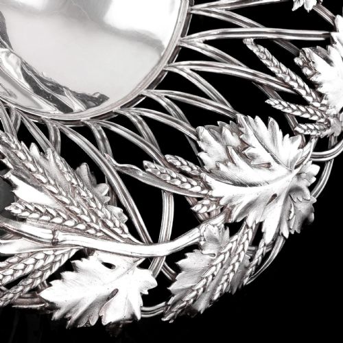 fig 3. A Rare Antique Georgian Solid Silver Tazza Bowl with Cast Harvest Decorations - Charles Reily & George Storer 1835