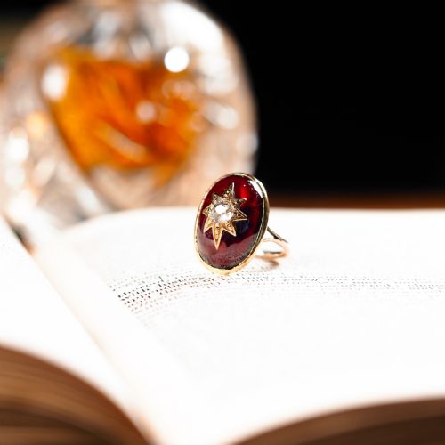 fig 1. Large Antique Victorian 18ct Gold Garnet Cabochon & Diamond Star Ring - c.1860