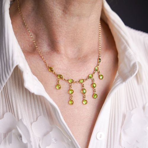 A Wonderful 9ct Gold Peridot Cabochon Cascade Drop Necklace