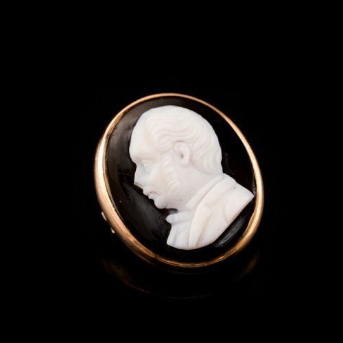 fig 7. Antique Georgian/Victorian Hardstone Cameo with Engraved Gentleman's Portrait - c.1830-40