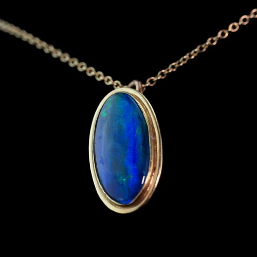 fig 6. 9ct Gold Blue/Green Ammolite Pendant & Chain Necklace