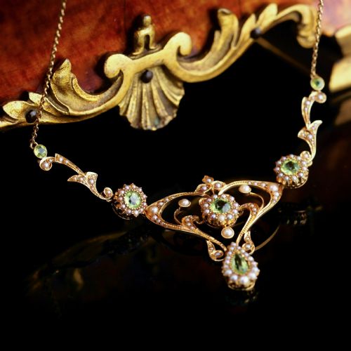fig 2. Antique 15ct Gold Peridot & Pearl Lavalier Necklace - Art Nouveau c.1900s