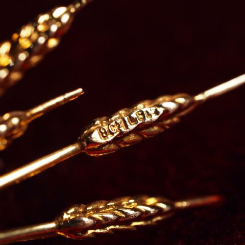 fig 8. Antique 9ct Gold Harvest Wheat Brooch with Emeralds, Sapphires, Diamonds & Ruby