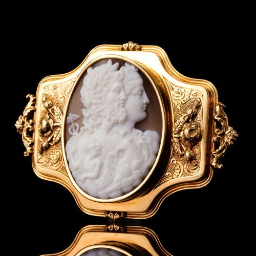 fig 4. Large Antique 18ct Gold Cameo Brooch, Greek Mythological Figures - c.1860