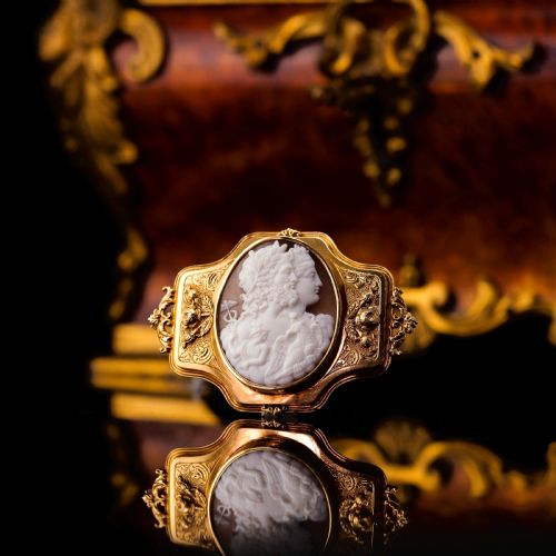 fig 9. Large Antique 18ct Gold Cameo Brooch, Greek Mythological Figures - c.1860