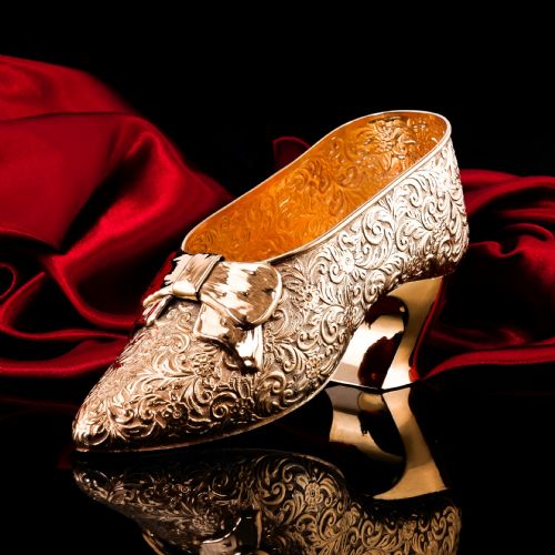 fig 1. Large Antique Solid Sterling Silver Gilt Ribbon Shoe - Chester 1913