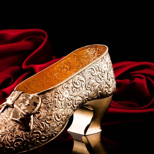 fig 6. Large Antique Solid Sterling Silver Gilt Ribbon Shoe - Chester 1913