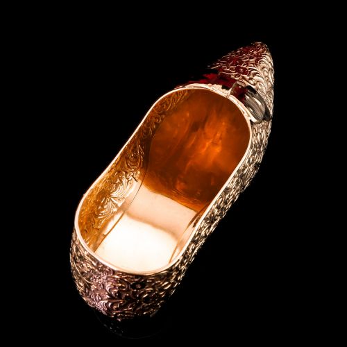 fig 7. Large Antique Solid Sterling Silver Gilt Ribbon Shoe - Chester 1913