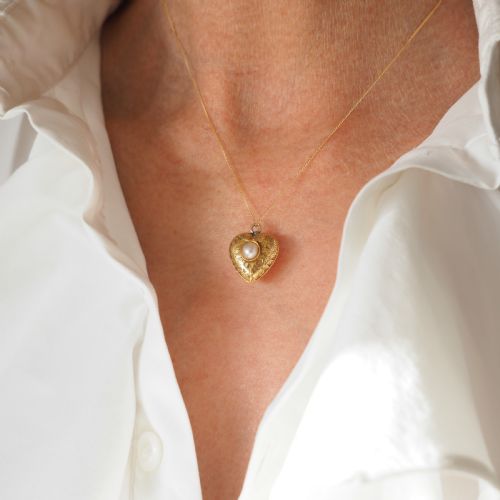 fig 4. Antique Victorian 18ct Gold Heart Shaped Charm Pendant with Pearl - c.1890