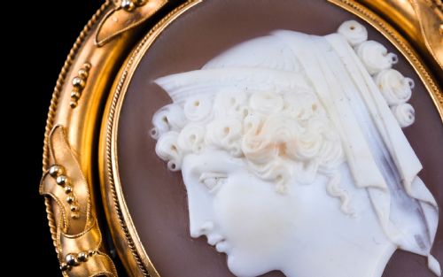 fig 5. Antique Victorian Large 18K Gold Cameo Brooch Pendant Locket - c.1860