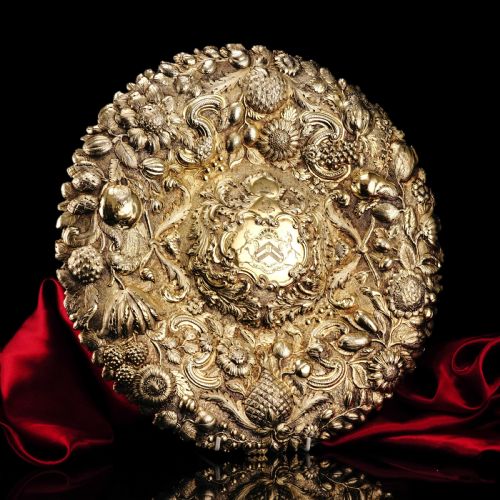 fig 9. Antique Georgian Solid Silver Gilt Charger/Sideboard Dish Baronet Coat of Arms - London 1809