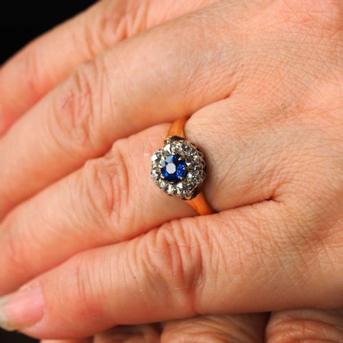 fig 7. Antique Victorian Sapphire & Diamond 18ct Gold Cluster Ring - c.1900