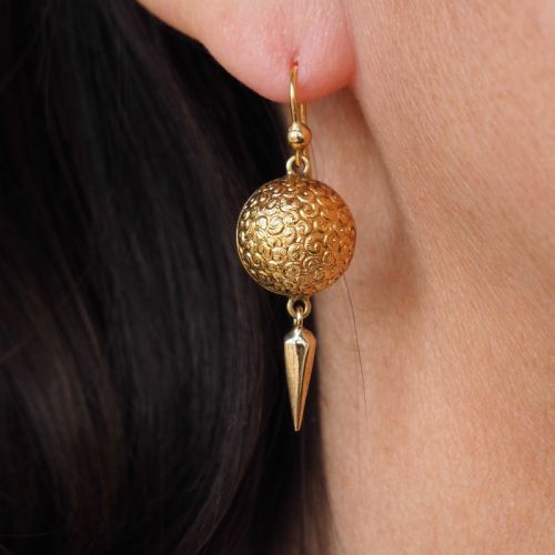 fig 3. Antique Victorian 18ct Gold Earrings Etruscan Style - c.1880