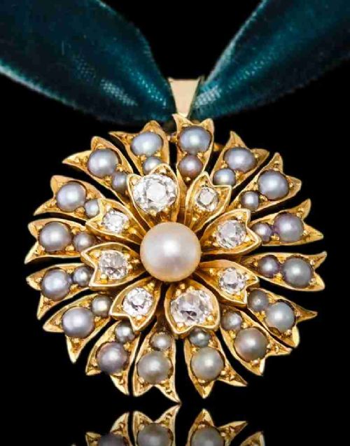 Antique Victorian Diamond and Pearl Necklace/choker 15ct Gold Floral Design - C.1900
