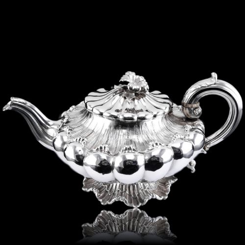fig 9. Antique Georgian Solid Silver Teapot 'Melon Shape' Sea Spume and Acanthus - Barnards 1830