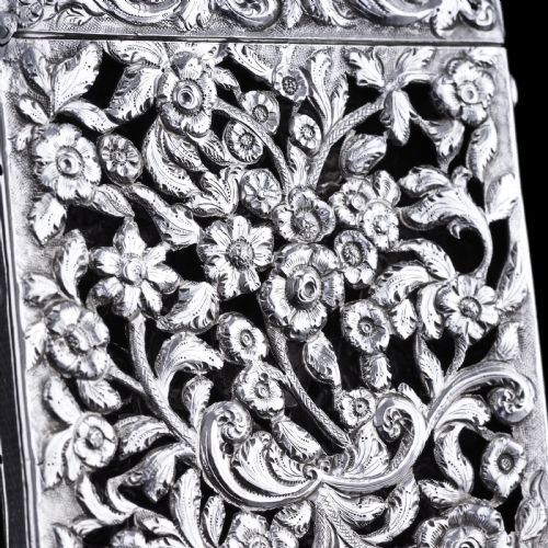 MAGNIFICENT ANTIQUE VICTORIAN SOLID SILVER CARD CASE WITH FLORAL CHASED AND PIERCED MOTIF FRANCIS CLARK 1839 - ADDITIONAL PHOTO 14