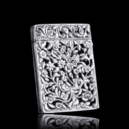 MAGNIFICENT ANTIQUE VICTORIAN SOLID SILVER CARD CASE WITH FLORAL CHASED AND PIERCED MOTIF FRANCIS CLARK 1839 - ADDITIONAL PHOTO 15