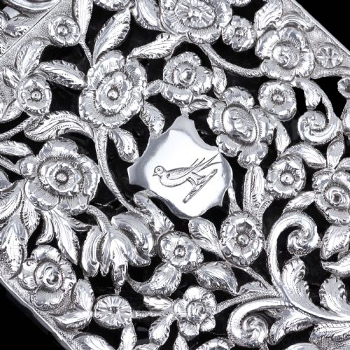 MAGNIFICENT ANTIQUE VICTORIAN SOLID SILVER CARD CASE WITH FLORAL CHASED AND PIERCED MOTIF FRANCIS CLARK 1839 - ADDITIONAL PHOTO 22