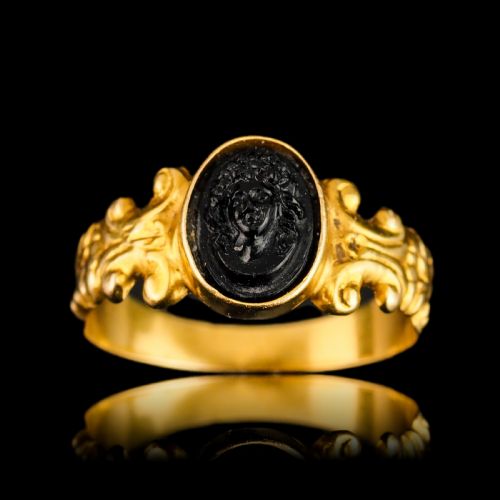 Antique Georgian/victorian Cameo Ring Roman Style 18ct Gold - Early 19th Century