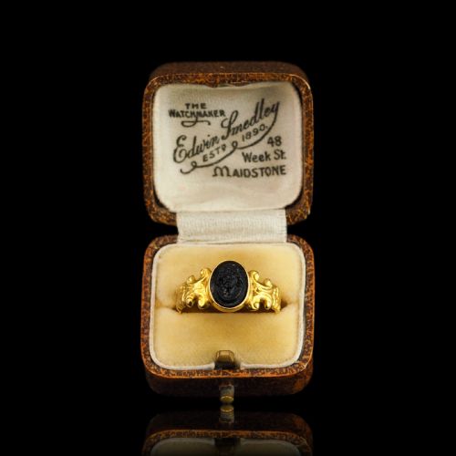 fig 2. Antique Georgian/Victorian Cameo Ring Roman Style 18ct Gold - Early 19th Century