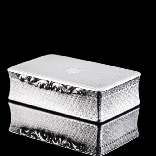 Antique Solid Silver Georgian Snuff Box with Ornate Acanthus Thumbpiece - London 1837