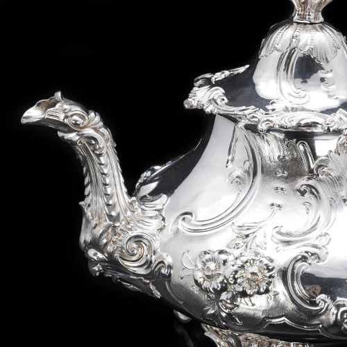 fig 3. Antique Victorian Solid Silver Teapot in Louis XV Rococo Style - Barnard 1854