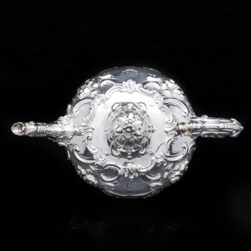 fig 4. Antique Victorian Solid Silver Teapot in Louis XV Rococo Style - Barnard 1854