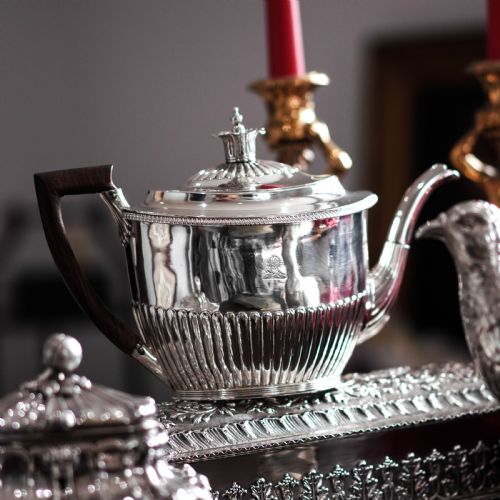 fig 1. Antique Georgian Solid Silver Teapot with Coronet-like Finial - Daniel Pontifex London 1798