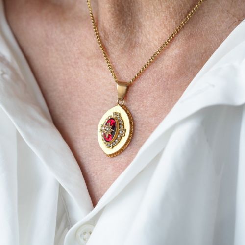 fig 2. Antique Victorian Garnet & Pearl Pendant Necklace 14K Gold c.1880