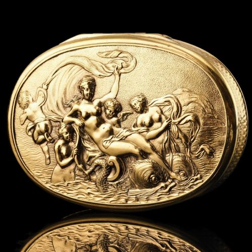 ANTIQUE GEORGIAN SILVER GILT SNUFF BOX SCENE OF VENUS LONDON 1810