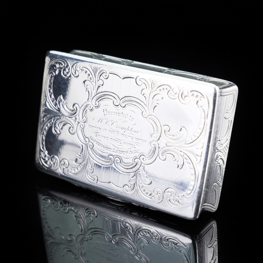 Antique Table Silver Snuff Box with Hand Engraved Scrolls - Victorian 1850 View II