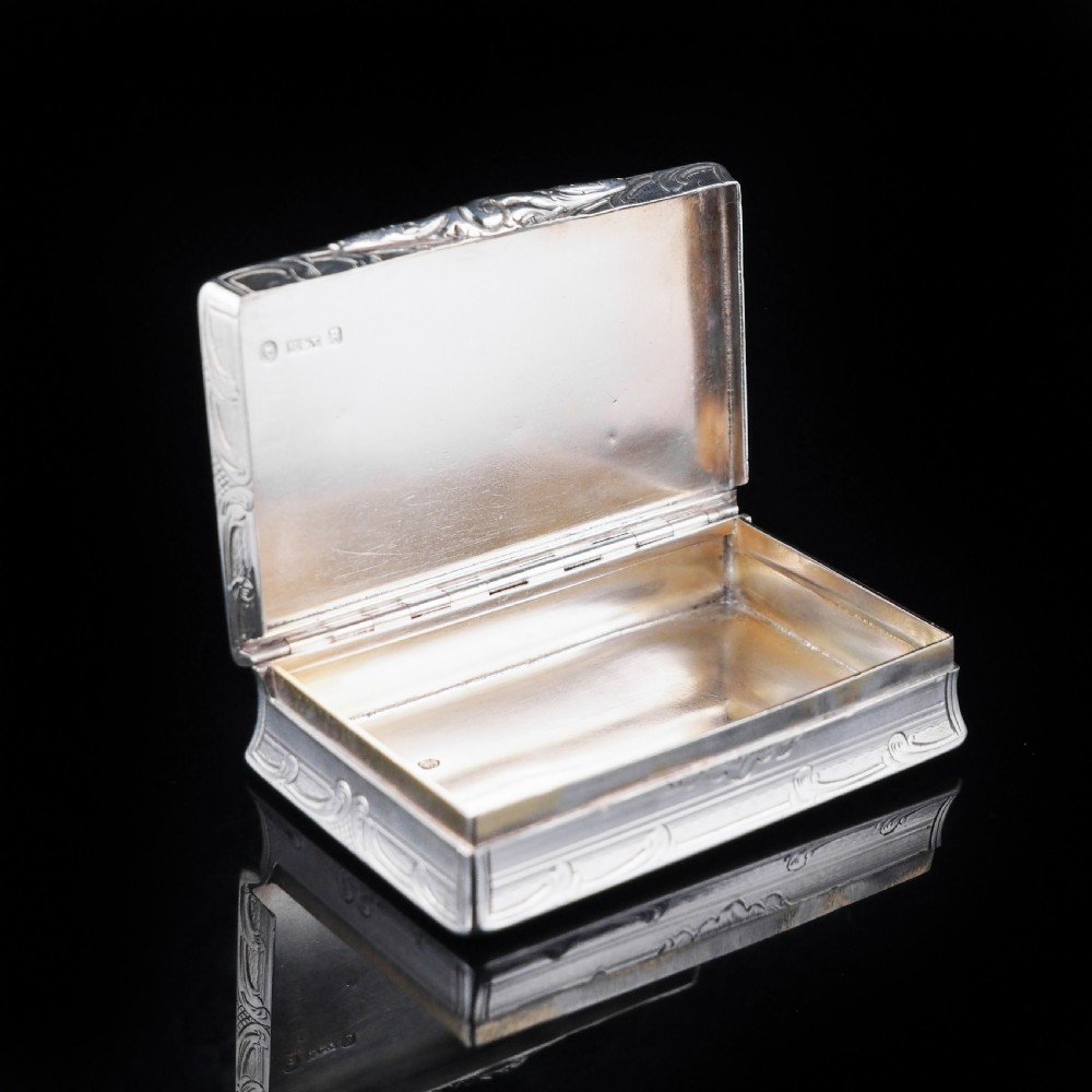 Antique Table Silver Snuff Box with Hand Engraved Scrolls - Victorian 1850 View VIII