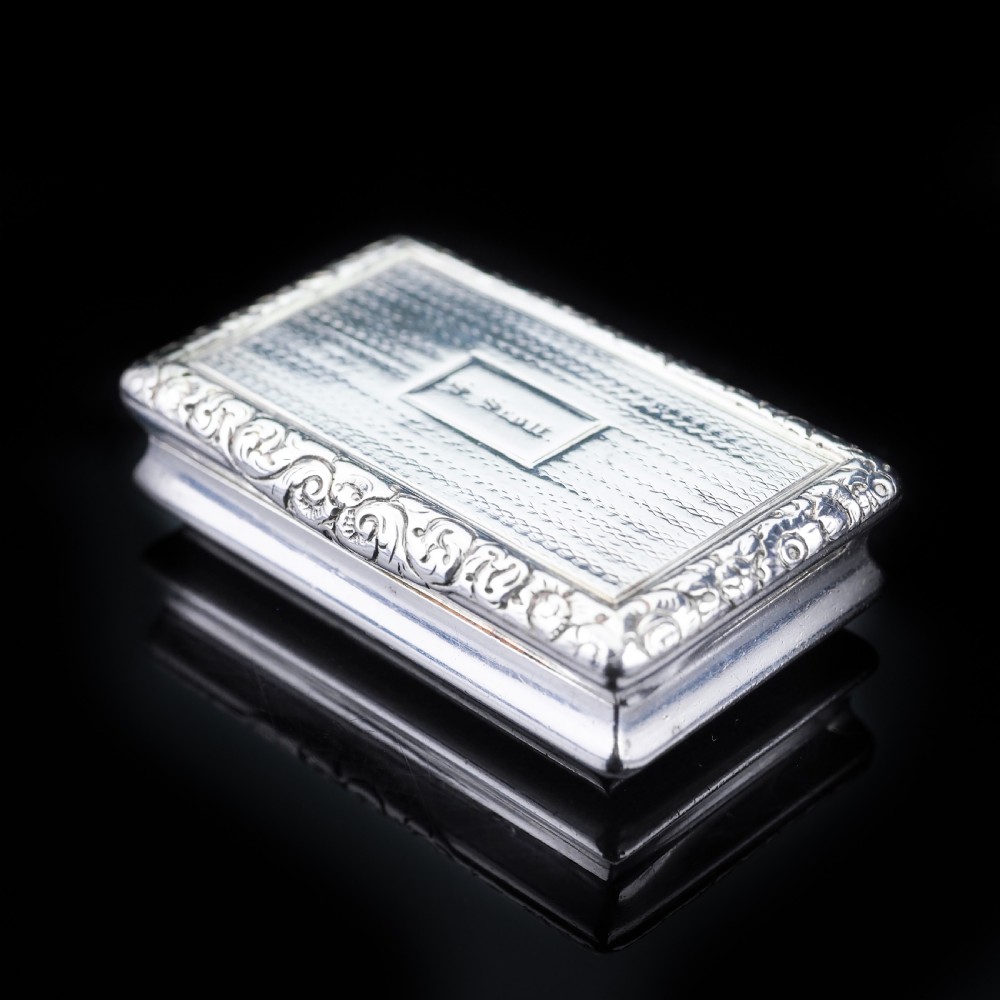 Antique Georgian Silver Snuff Box with Exquisite Chased Design - 1822 View III
