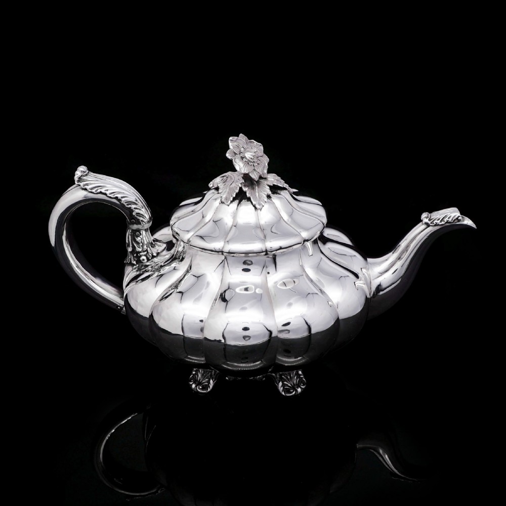 Antique Georgian Solid Silver Teapot 'Melon Shaped' - Robert Hennell 1836 View XIII