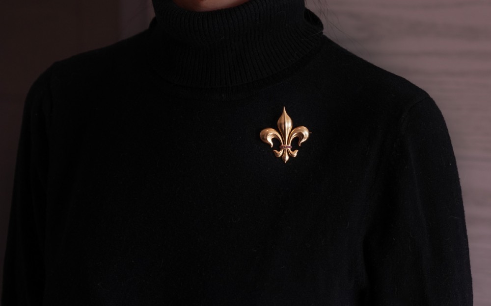 Antique Victorian Large 18K Gold & Ruby Fleur De Lis Brooch - c.1900 View XIX