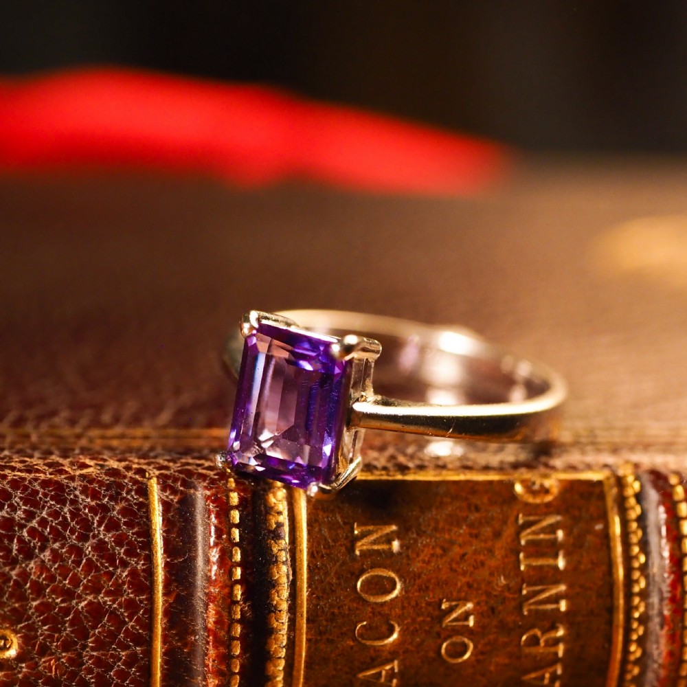 An 18K White Gold 'Emerald Cut' Amethyst Ring View II