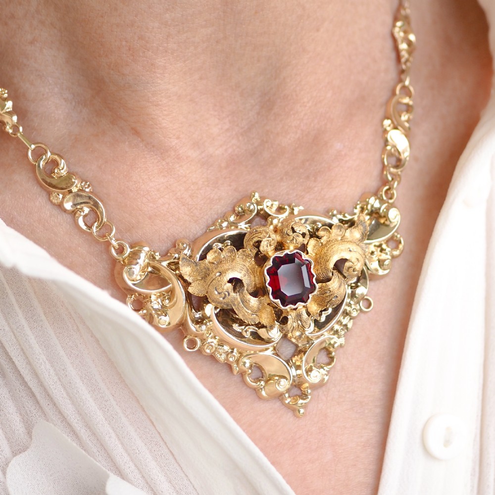 Antique Victorian 18K Gold Garnet Necklace in Baroque Revival Style - c.1840 View II