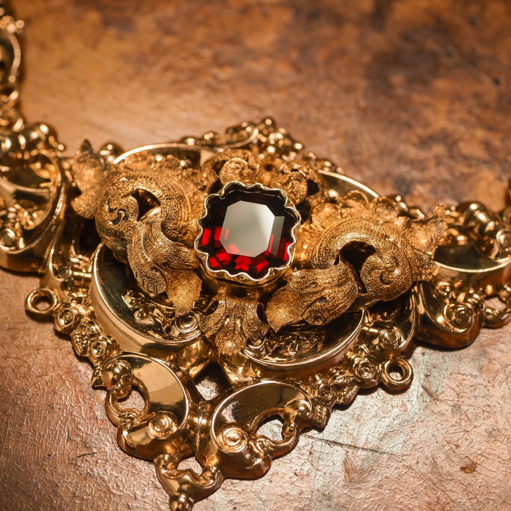 Antique Victorian 18K Gold Garnet Necklace in Baroque Revival Style - c.1840 View V