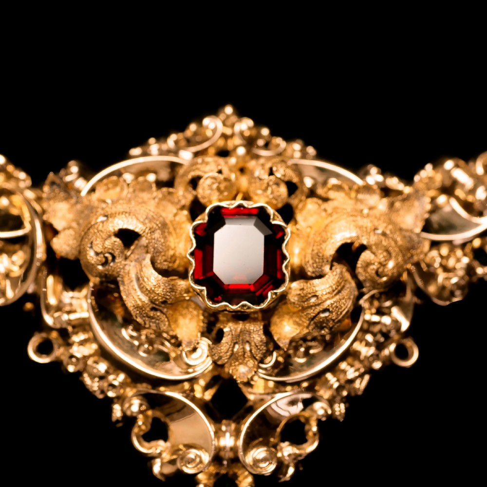Antique Victorian 18K Gold Garnet Necklace in Baroque Revival Style - c.1840 View VIII