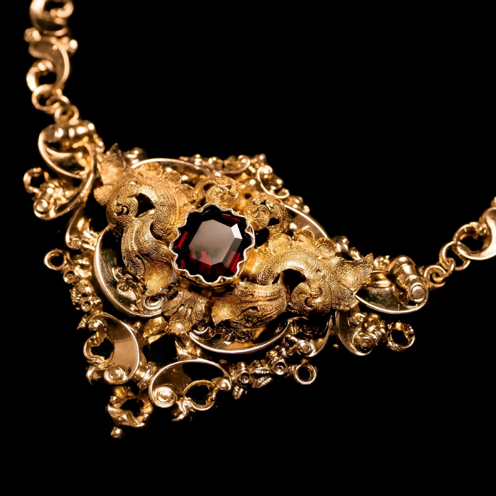 Antique Victorian 18K Gold Garnet Necklace in Baroque Revival Style - c.1840 View X