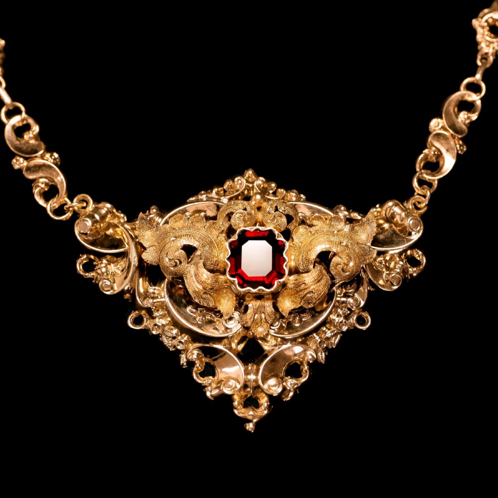Antique Victorian 18K Gold Garnet Necklace in Baroque Revival Style - c.1840 View XIII