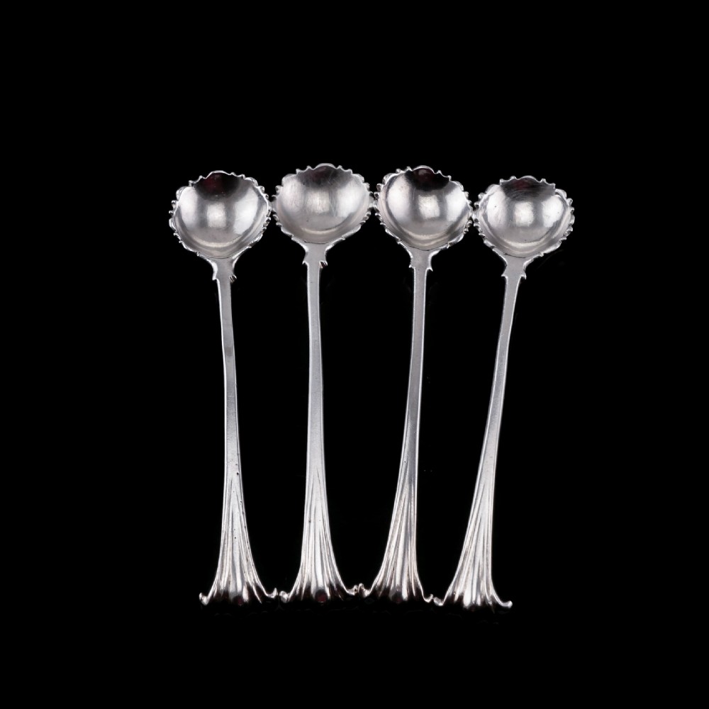 Antique Georgian Solid Silver Set of 4 Salt Spoons Onslow Pattern - c.1760 View IV