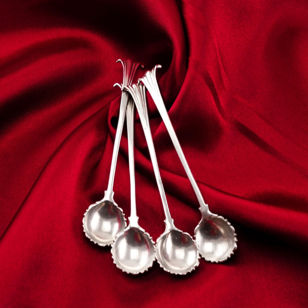 Antique Georgian Solid Silver Set of 4 Salt Spoons Onslow Pattern - c.1760 View VII
